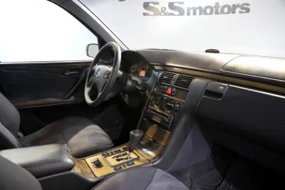 E 270